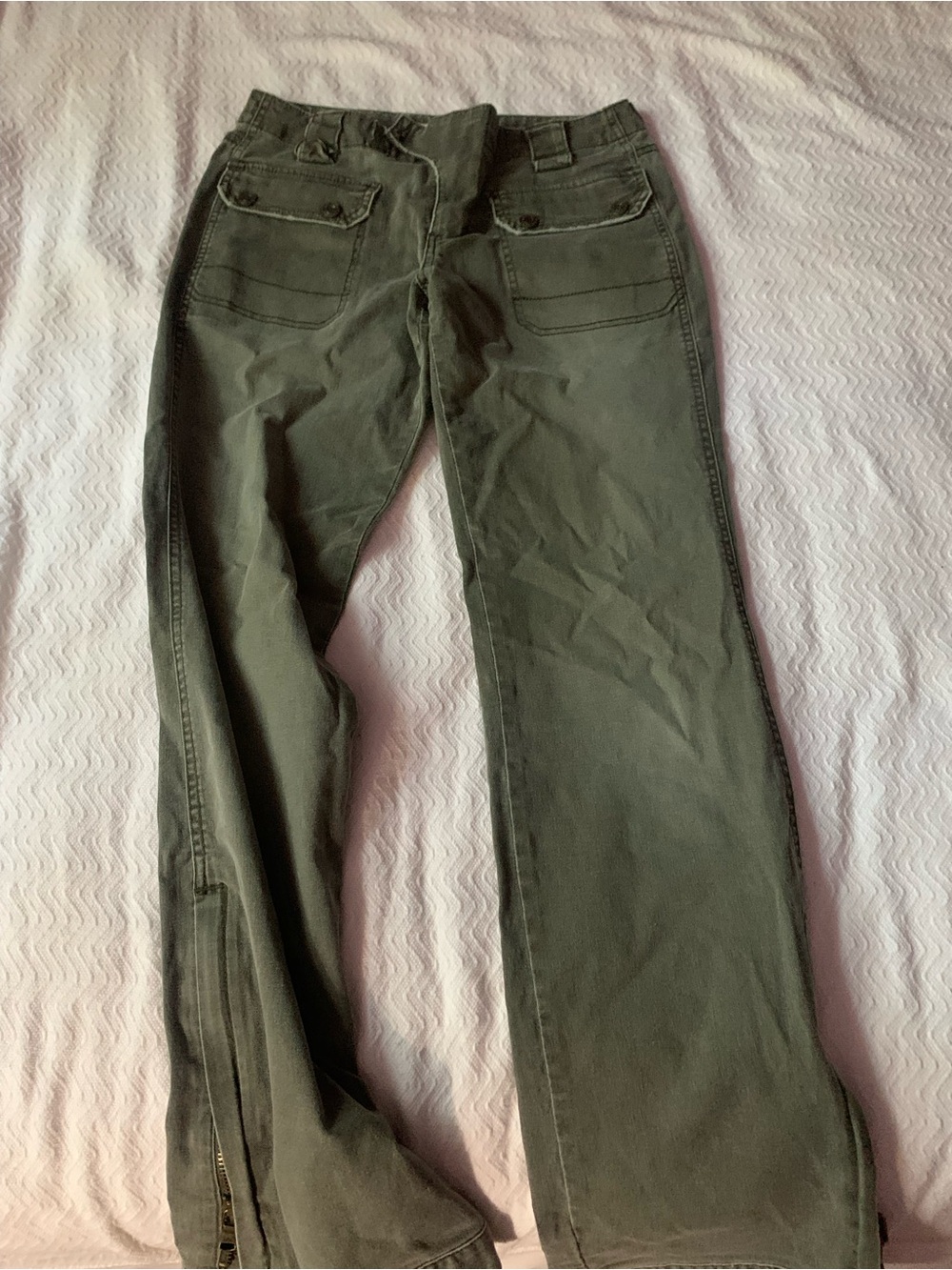 VINTAGE EXPRESS Olive Green Wide-Leg Jeans 👖
